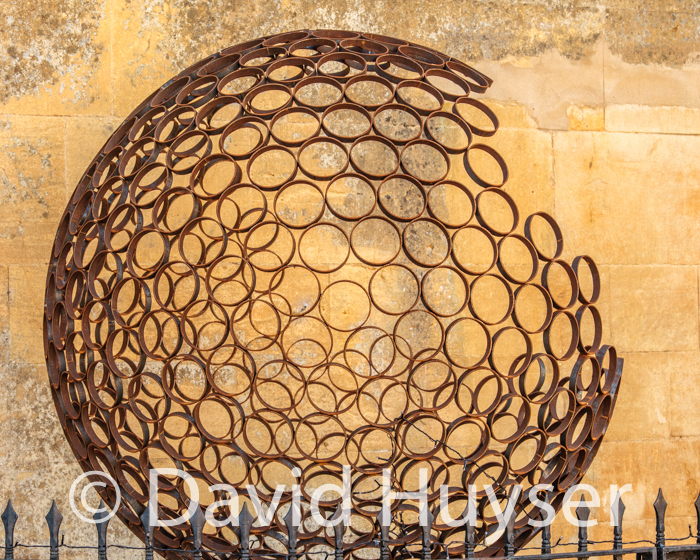 copper ball, golden wall